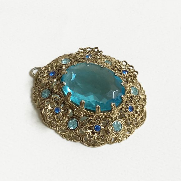 Vintage Filigree Victorian Revival Prong Set Blue Stone Floral Gold Tone Pendant - Picture 4 of 5